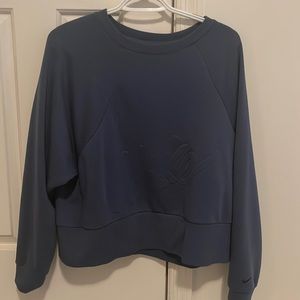 Nike crew neck crop top sweatshirt